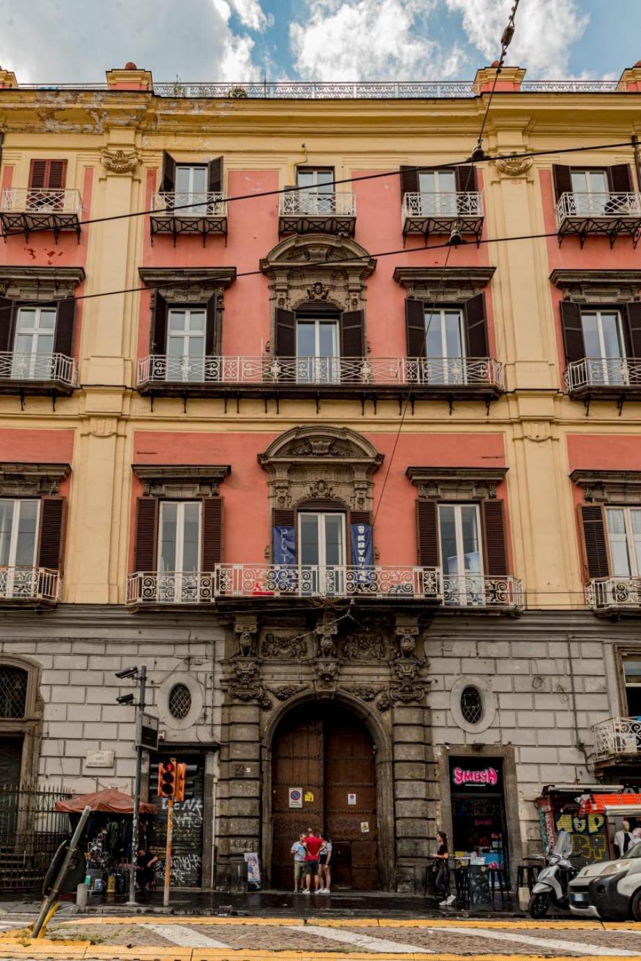 B&B Ruffo Di Bagnara Palazzo Monumentale Naples Exterior photo
